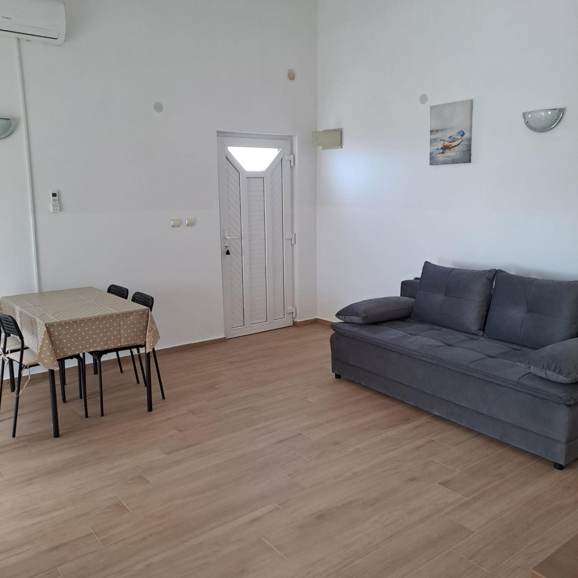 Apartments Cecilija Povljana Extérieur photo