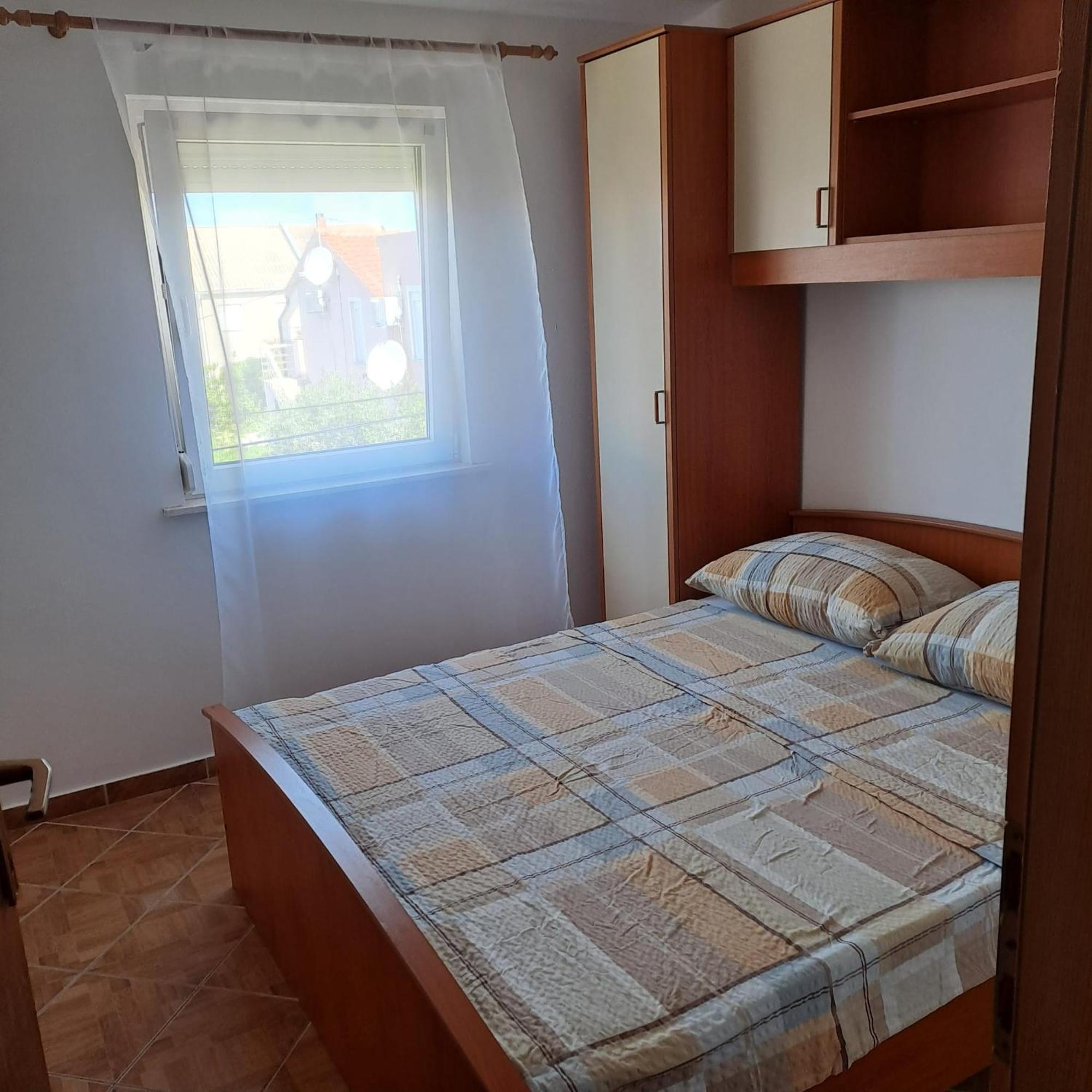 Apartments Cecilija Povljana Extérieur photo
