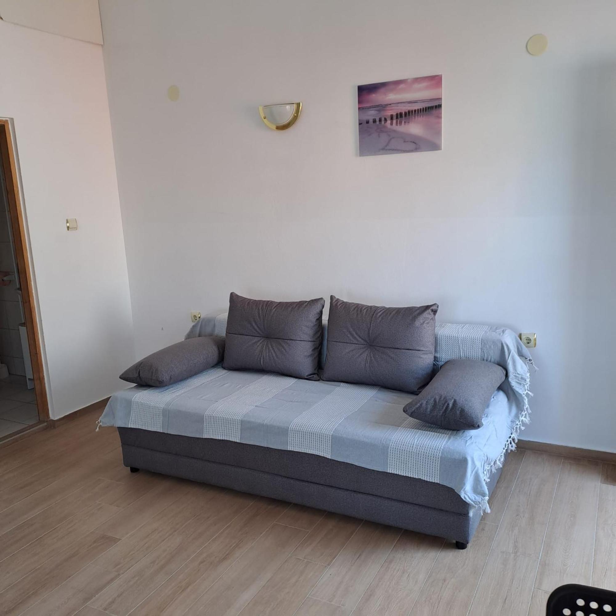 Apartments Cecilija Povljana Extérieur photo